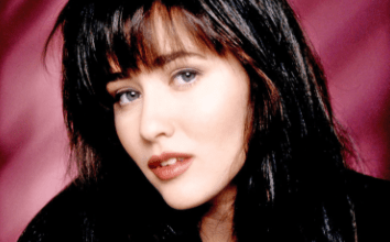 Alyssa Milano’s Emotional Tribute to ‘Charmed’ Co-Star Shannen Doherty Alyssa Milano’s Emotional Tribute to ‘Charmed’ Co-Star Shannen Doherty